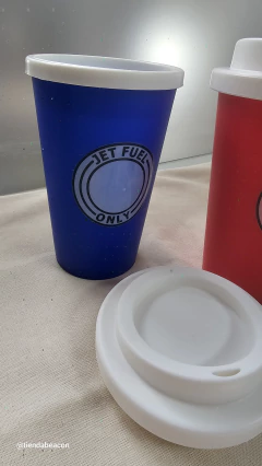 Vasos térmicos reutilizables en internet