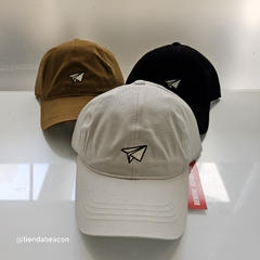 Gorra avion de papel