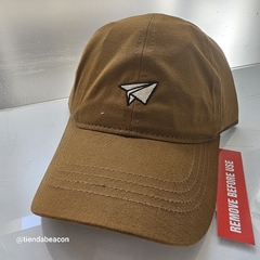 Gorra avion de papel - tienda online