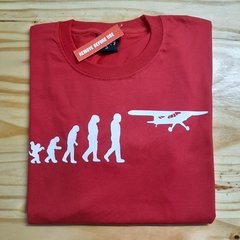 REMERA EVOLUCION - TiendaBeacon