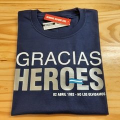 remera conmemorativa HEROES DE MALVINAS - TiendaBeacon
