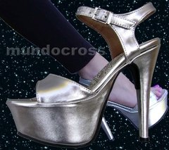 SANDALIAS CON PLATAFORMA EN PLATA TALLES 35 A 40 - comprar online