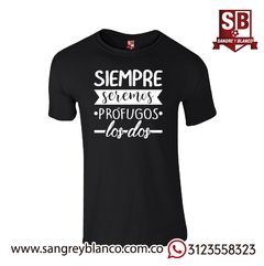 Camiseta prófugos en internet