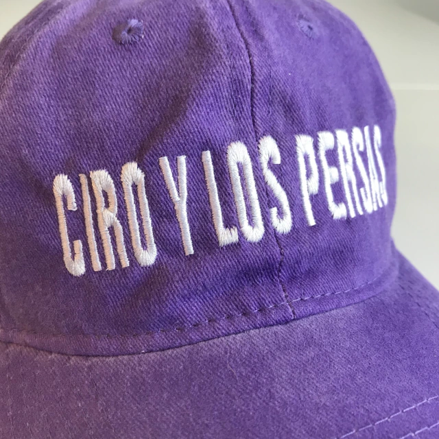 Gorra Cylp violeta de Tienda Persa — imagen 3