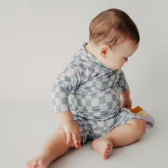 Conjunto UV Remera Squares + Short de Baño - tienda online