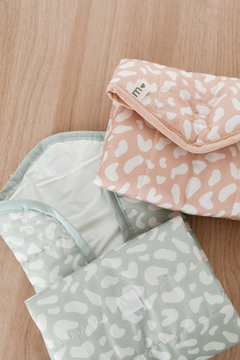Cambiador Puffer Manchitas Print - comprar online