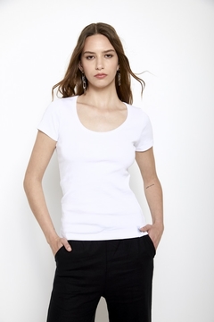 Remera Mikah St. Marie