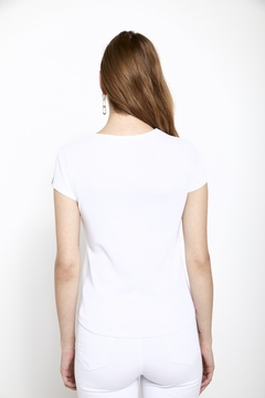 Remera Why St. Marie en internet