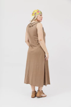 Vestido Largo Jabot Camel - Betiana Bertolino