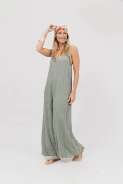 Mono Arrugado Verde Militar - Betiana Bertolino