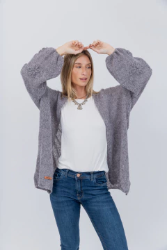 Imagen de Saco Manga Globo Bordado Margaritas Gris