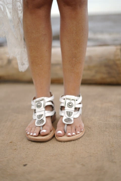 Sandalia Phuket White - ENTREGA INMEDIATA