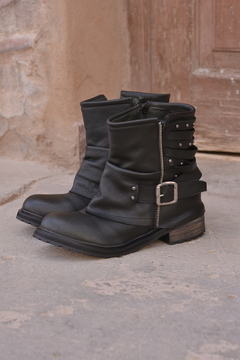 Imagen de Borcego Free Wheel Black
