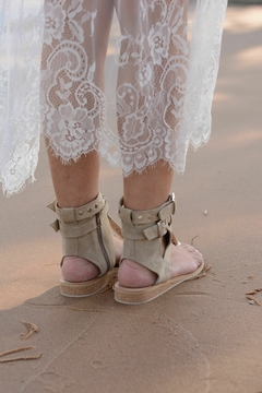 Sandalia Formentera Beige - ENTREGA INMEDIATA - Betiana Bertolino