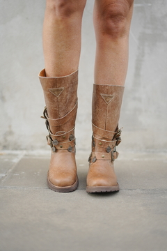 Bota Low Rider Brown en internet