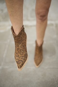 Bota Petra Leopardo - ENTREGA INMEDIATA - comprar online
