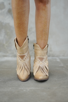 San Francisco Beige - Betiana Bertolino