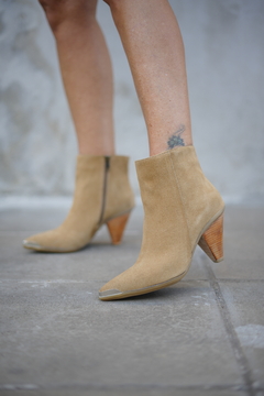 Bota Shangai Camel