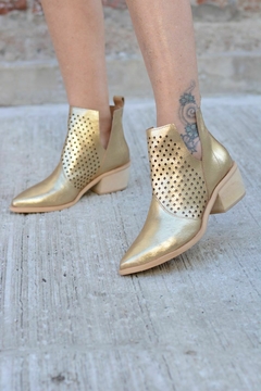 Bota Tahiti Oro - ENTREGA INMEDIATA
