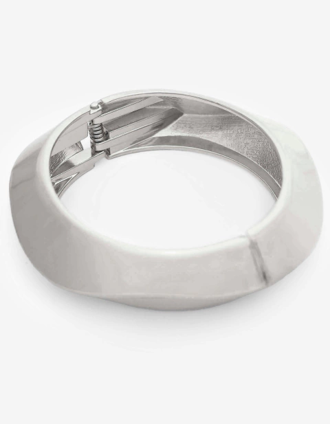 Brazalete Tipo Curva Plateado