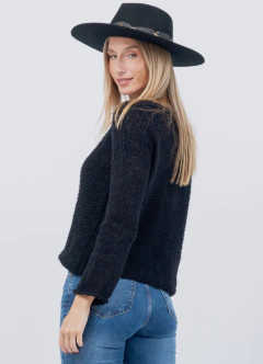 Sweater Basico Negro en internet