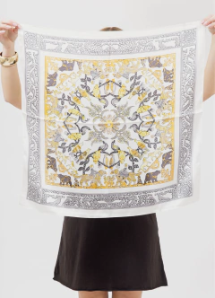 PAÑUELO DE SEDA ESTAMPADO 1 - comprar online