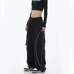 Calça parachute lines