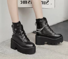 Bota gothic corrente