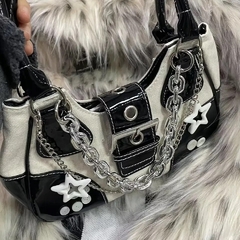 Bolsa star side by side on internet