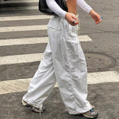 Calça parachute bby - comprar online