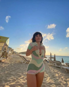 Macacão Summer vibes na internet