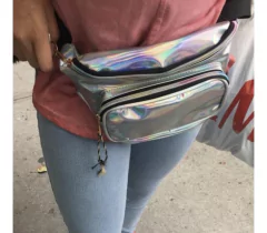 Pochete Holográfica on internet