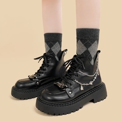 Bota Amy Plataforma on internet