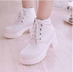 Bota Baby ( encomenda ) on internet