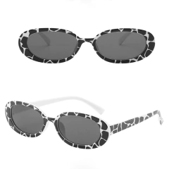 Óculos de sol Cow (encomenda) - Baby Black Shop