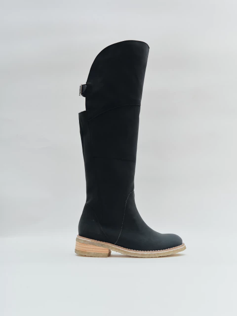 Bucanera Vegan Negro EUGE - comprar online