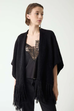 ruana snowdrop black - handmade - comprar online