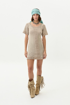 VESTIDO PUNTA TEJIDO ARENA