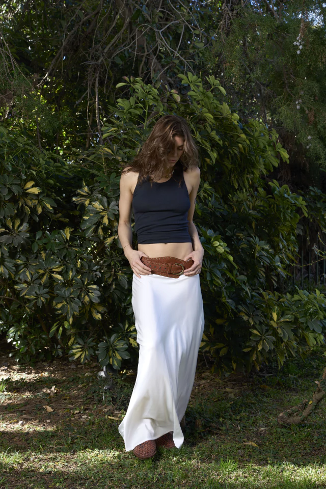 Falda magnolia off white de Anne Ba