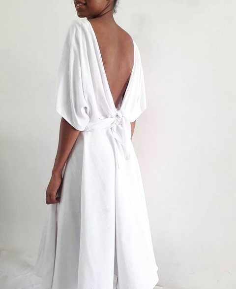 blusa em viscose com nó nas costas