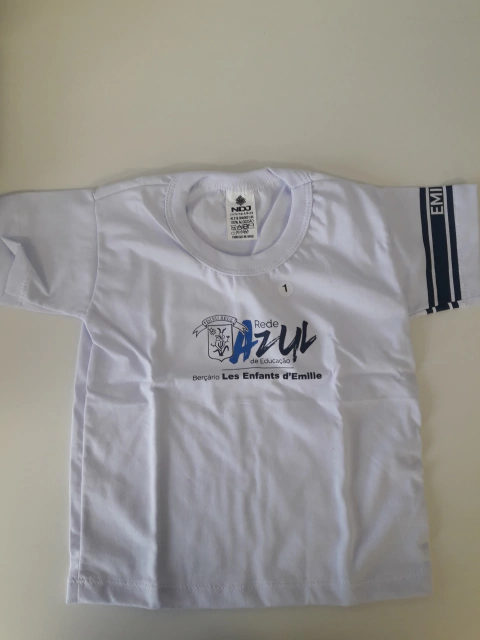 EMILIE BERÇÁRIO- Camiseta manga curta