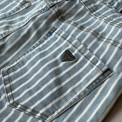 MONO CORTO JEAN RAYADO CELESTE GUESS en internet