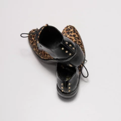 ZAPATOS ANIMAL PRINT CORDONES LAS PEPAS - The Vintage Hole