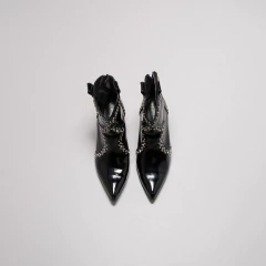 BOTAS TEXANAS NEGRAS CON TACHAS JEFFREY CAMPBELL