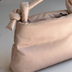 CARTERA ROSA GRANDE KASSL EDITIONS en internet