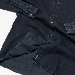 CAMISA JEAN AZUL OSCURA AYNOTDEAD en internet