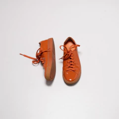 ZAPATILLAS MARRON ACHAROLADAS MISHKA - comprar online