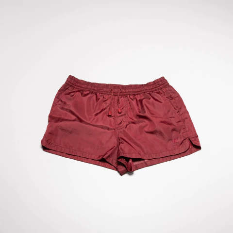 TRAJE DE BAÑO SHORT BORDO