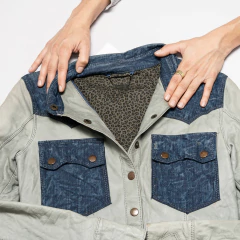 CAMPERA CUERO Y JEAN MILLA en internet