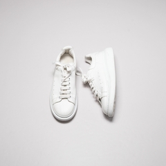 ZAPATILLAS BLANCAS ALEXANDER MCQUEEN en internet